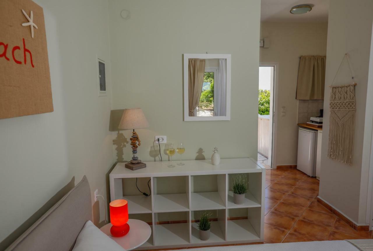 Sea View Studios Миния Экстерьер фото